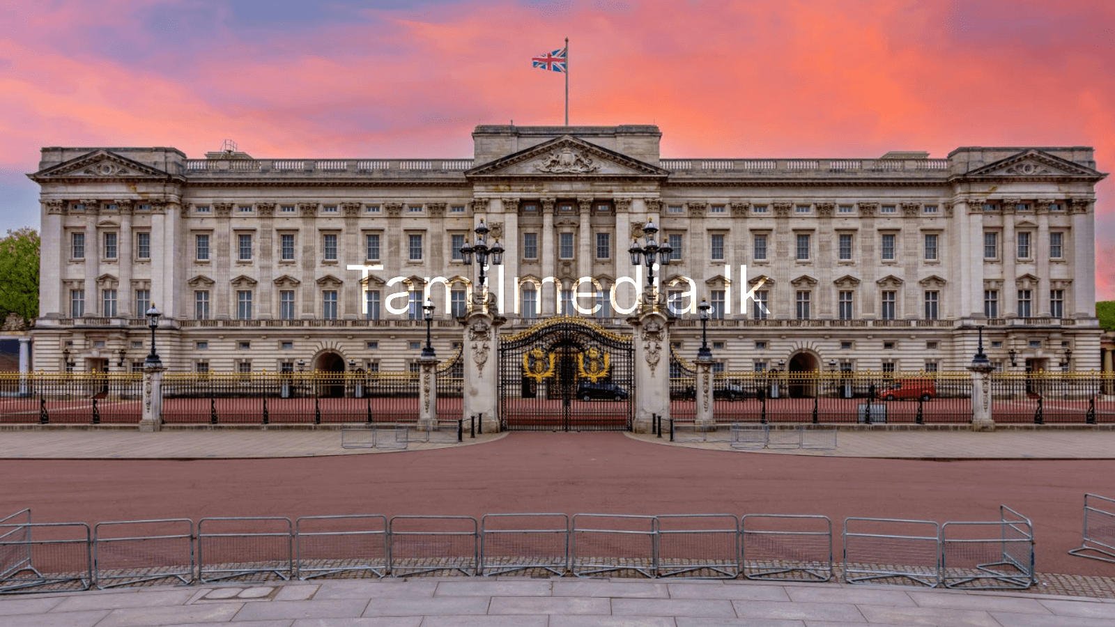பிரிட்டனின் அரசரின் இல்லம் - பக்கிங்காம் அரண்மனை