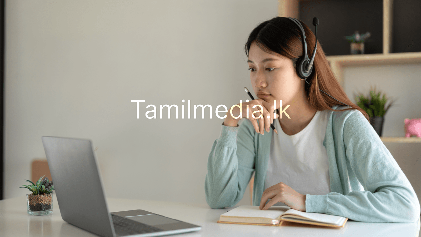 ஸ்கிரீன் நேரம் பெண்களின் கண்களுக்கு தரும் பாதிப்பு