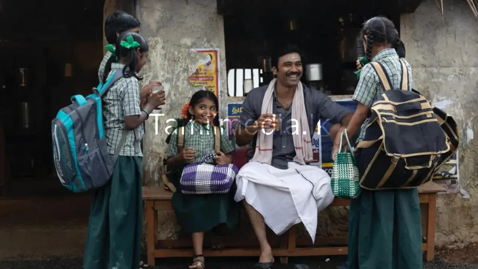 ‘இட்லி கடை’ முதல் நாள் வசூல் – ரூ.15 கோடி!