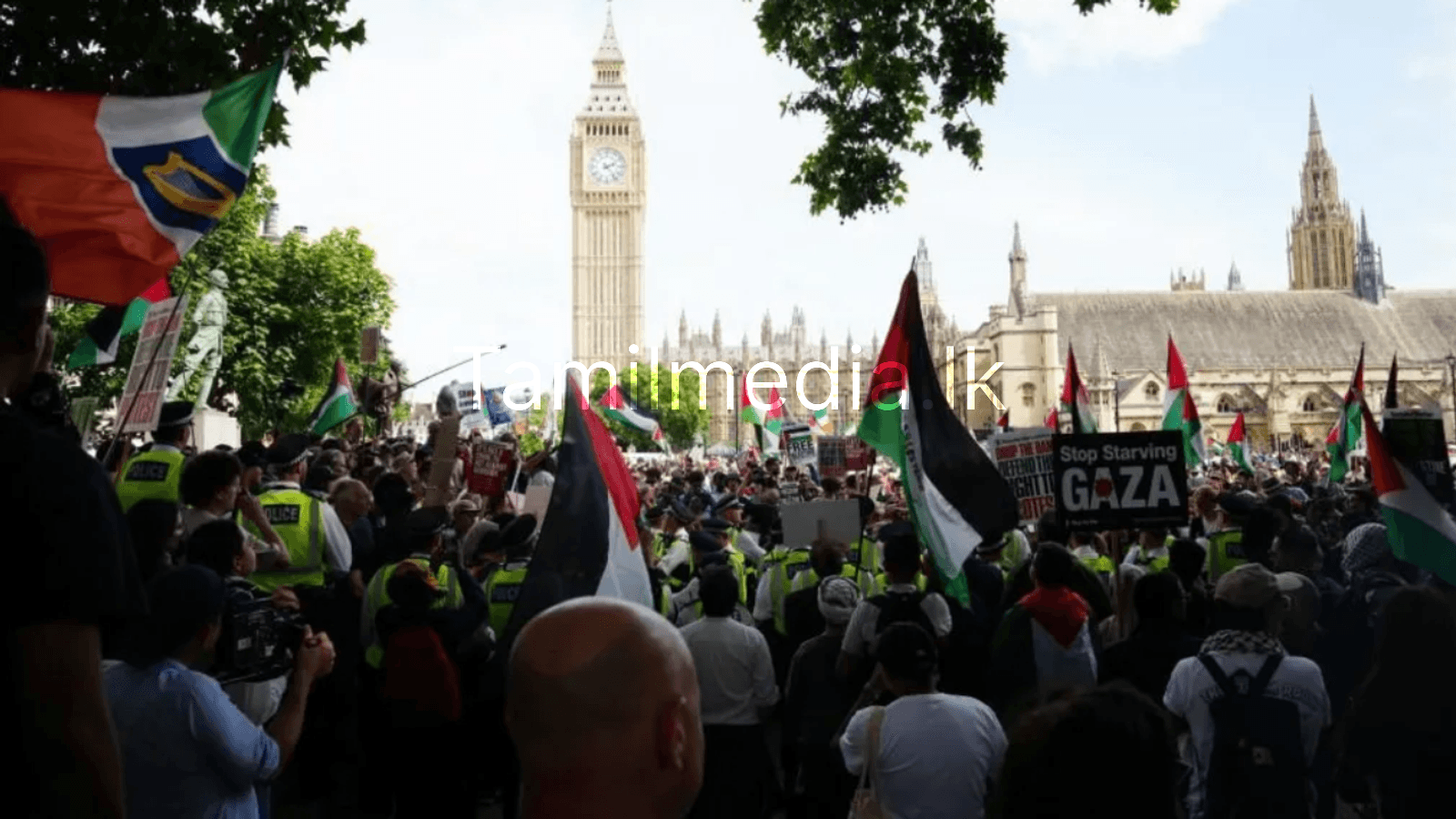 லண்டனில் பாலஸ்தீன் ஆதரவு ஆர்ப்பாட்டம்: 300 பேர் கைது