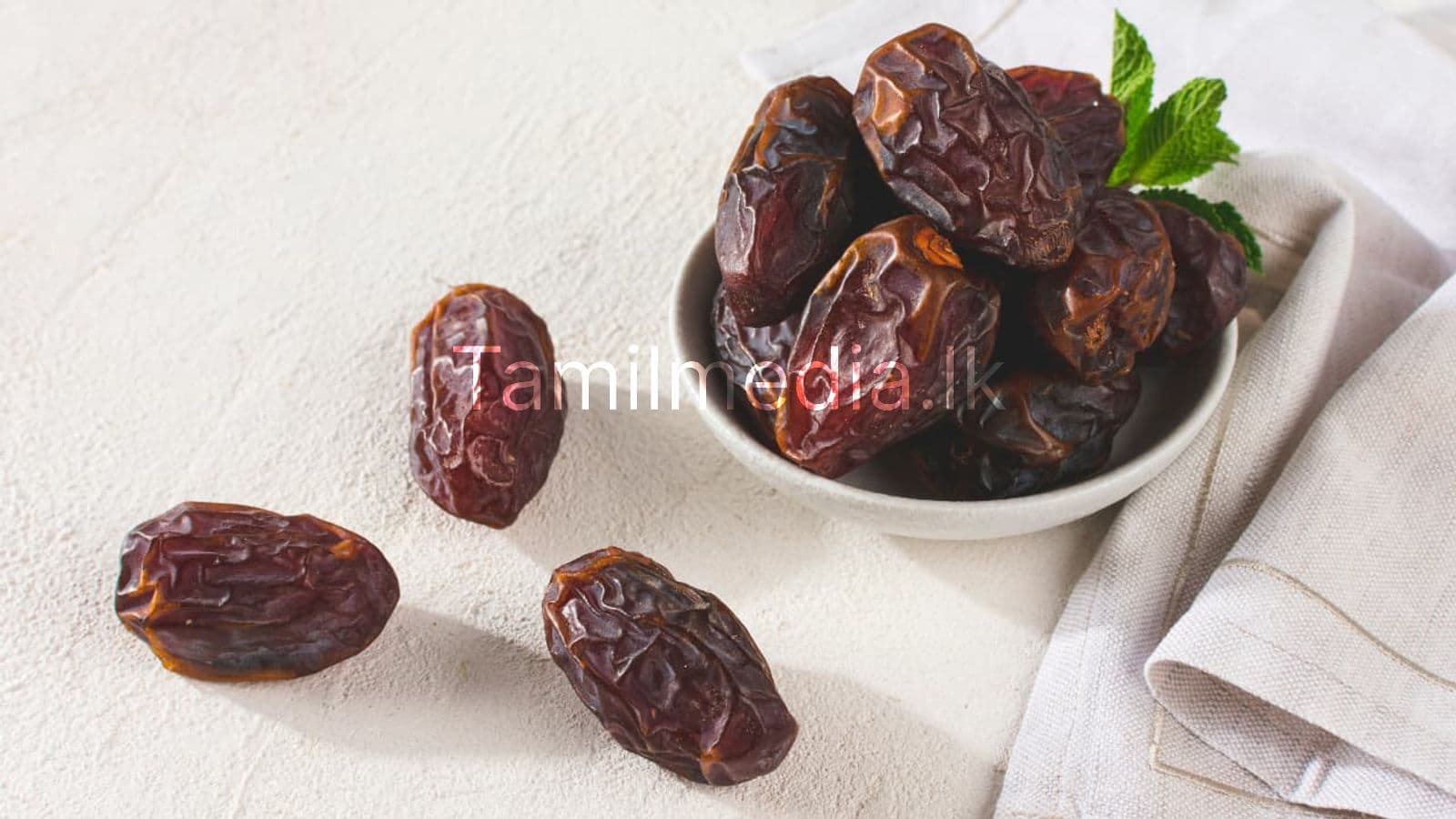 தினமும் பேரீச்சம்பழம் சாப்பிடுவதால் கிடைக்கும் நன்மைகள்