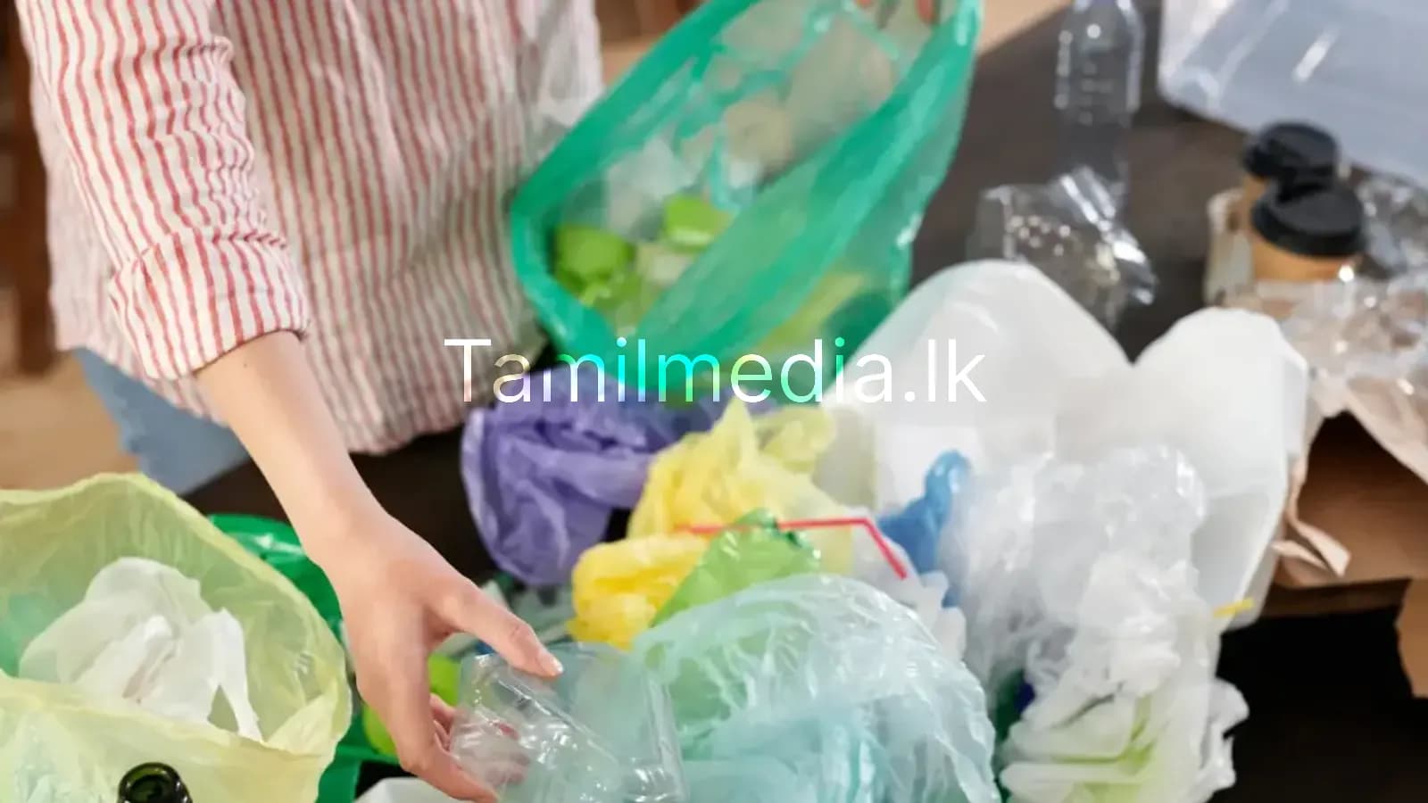 பிளாஸ்டிக் பைகளின் இலவச விநியோகம் நிறுத்தம்